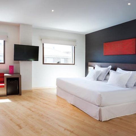 Chambre 4 personnes - JUNIOR SUITE 2 ADULTES + 2 ENFANTS (MOINS DE 12 ANS)