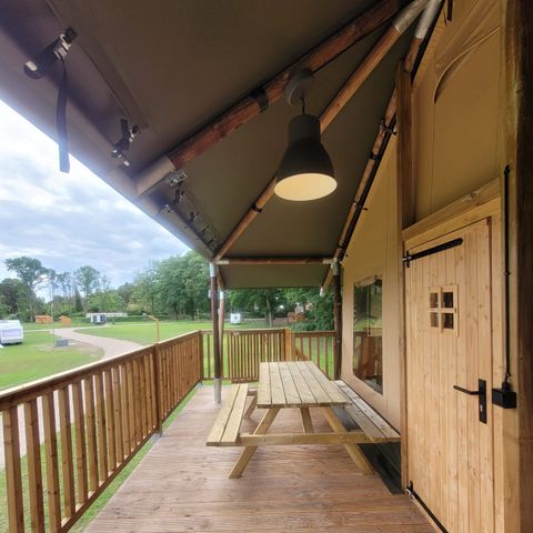 HÉBERGEMENT INSOLITE 6 personnes - Safari dans les arbres