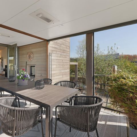 VILLA 4 personnes - Super VIP 42