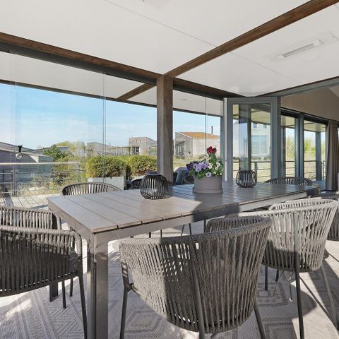 VILLA 4 personnes - Super VIP 42