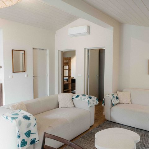 LODGE 5 personnes - Collines avec bain à remous