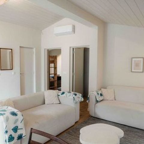 LODGE 5 personnes - The Hills avec bain à remous et sauna