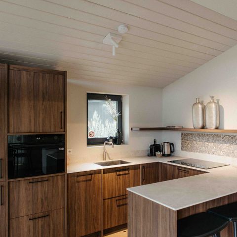 LODGE 5 personnes - The Hills avec bain à remous et sauna