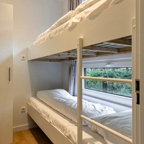 BUNGALOW 4 personnes - Vol en forêt
