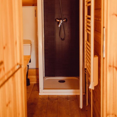 HÉBERGEMENT INSOLITE 3 personnes - Cabane en rondins XL Pod