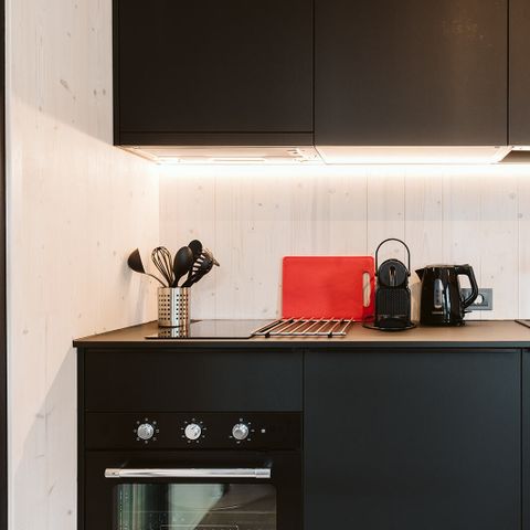 HÉBERGEMENT INSOLITE 4 personnes - Melle C13