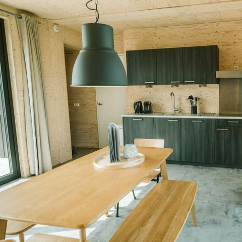 HÉBERGEMENT INSOLITE 6 personnes - Argile rose C4