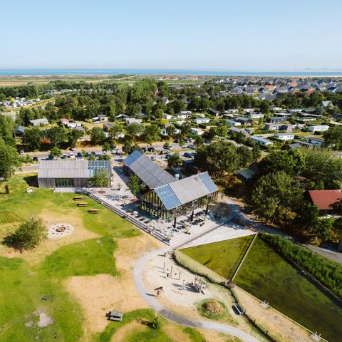 HÉBERGEMENT INSOLITE 4 personnes - Ours Wraphouse