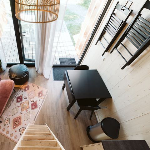 HÉBERGEMENT INSOLITE 4 personnes - Coquelicot C26