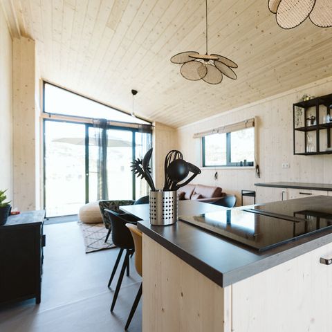 HÉBERGEMENT INSOLITE 4 personnes - Grange C24