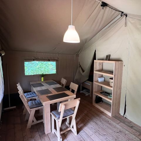 TENTE TOILE ET BOIS 5 personnes - y compris les toilettes
