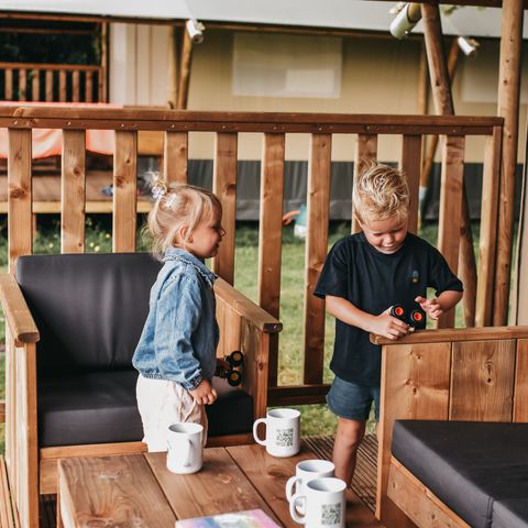 TENTE TOILE ET BOIS 6 personnes - avec toilettes