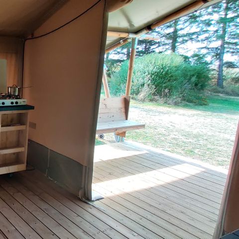 TENTE TOILE ET BOIS 6 personnes