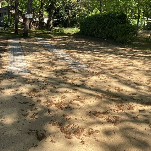 Emplacement - pavé pour camping-car | Avec électricité