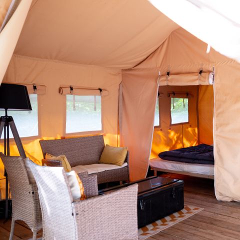 TENTE TOILE ET BOIS 4 personnes