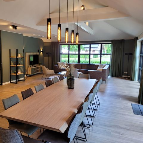 MAISON 14 personnes - le Pic