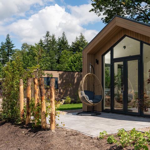 LODGE 4 personnes - Petite maison avec bain à remous