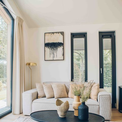 LODGE 2 personnes - Petite maison avec bain à remous