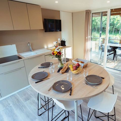BUNGALOW 4 personnes - Exclusif - 2 chambres - 2 salles d'eau - Clim.