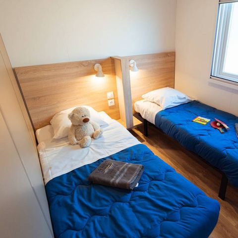BUNGALOW 4 personnes - Exclusif - 2 chambres - 2 salles d'eau - Clim.