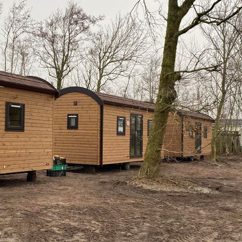 HÉBERGEMENT INSOLITE 4 personnes - Aqua Lodge