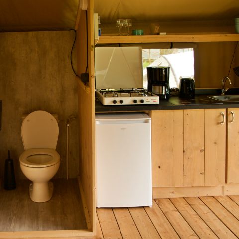 Tente en toile et en bois 6 personnes - y compris les toilettes