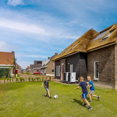 MAISON 14 personnes - Petit Vliet