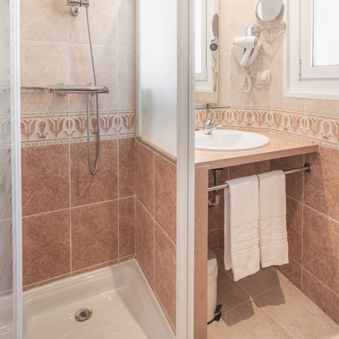 Chambre 1 personne - INDIVIDUELLE