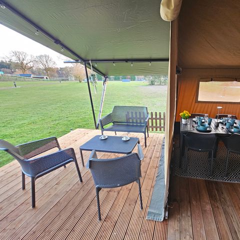 TENTE TOILE ET BOIS 5 personnes - y compris les toilettes