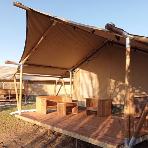 TENTE TOILE ET BOIS 5 personnes