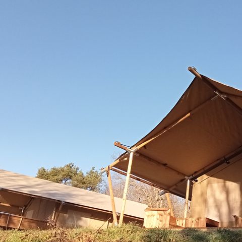 TENTE TOILE ET BOIS 5 personnes