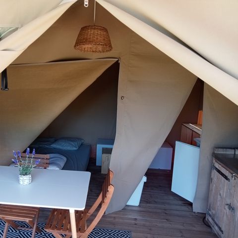 Tente en toile et en bois 2 personnes