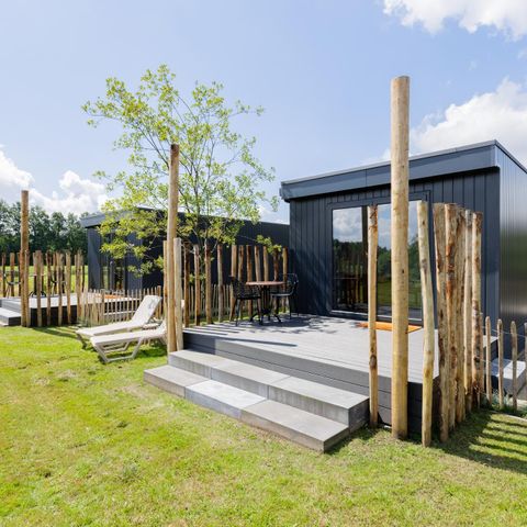 HÉBERGEMENT INSOLITE 2 personnes - avec piscine extérieure