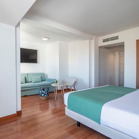 Chambre 3 personnes - JUNIOR SUITE - VUE MER - BALCON