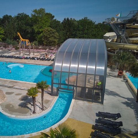  Tour Opérateur et particuliers sur camping La Pinède Les Mathes - accès piscine inclus - Camping Charente-Maritime - Image N°2