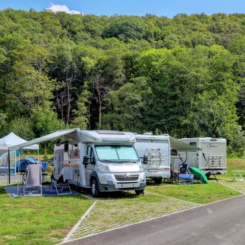 Emplacement - Site pour camping-cars