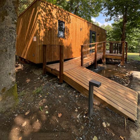 LODGE 4 personnes - Ecolodge | 4 personnes I Accessible aux soins