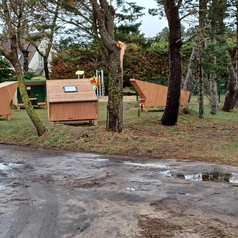 CHAMBRE 2 personnes - Sauterelles (sans sanitaires)