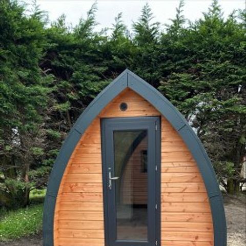 HÉBERGEMENT INSOLITE 4 personnes - Cabanne Pigne- Accueil lit bébé impossible- 1 pièce