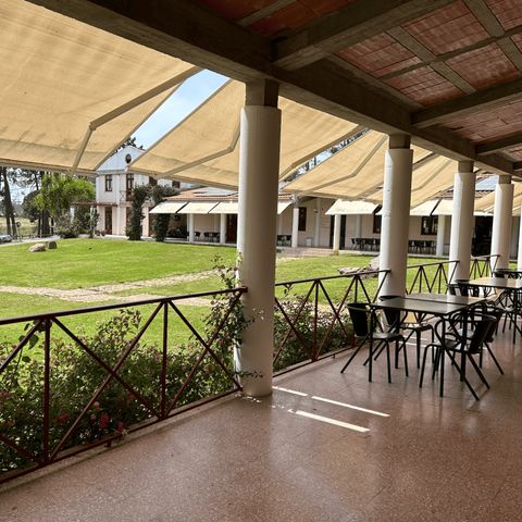 Por el Parque De Campismo São Miguel - Camping Alentejo - Portugal - Image N°3