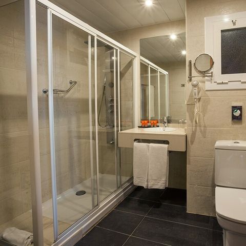 Chambre 2 personnes - DOUBLE - BALCON - VUE MER - PETIT-DÉJEUNER INCLUS