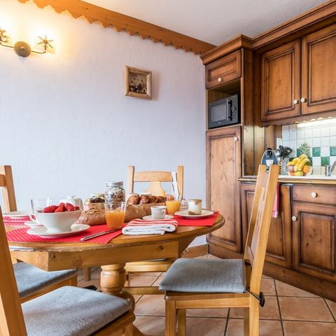 Appartement 5 personnes - 1 chambre - 1 coin - Nuit - Balcon