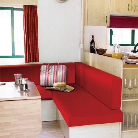 BUNGALOW 6 personnes - Classic | 3 Chambres | Capacité 6 personnes | Terrasse surélevée | 1 Salle de bain | Climatisation