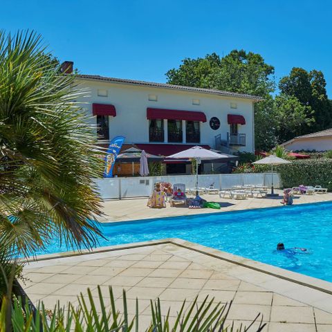 Résidence Château de Salles - Camping Gironde - Image N°2