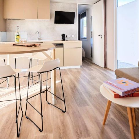 Mobilhome 4 personnes - Cottage Roussane 3 Pièces 4 Personnes Climatisé + TV 2sdb
