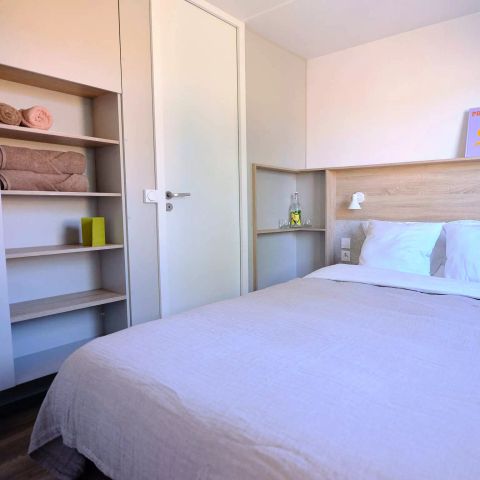 Mobilhome 4 personnes - Cottage Roussane 3 Pièces 4 Personnes Climatisé + TV 2sdb