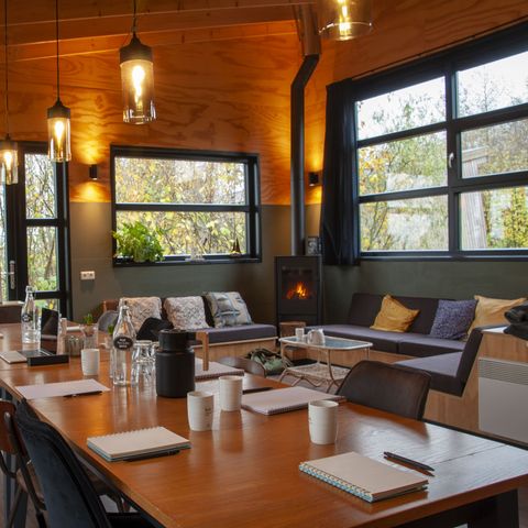 MAISON 16 personnes - Essaim