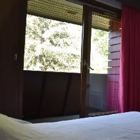 CHAMBRE 3 personnes - Chambres communicantes CH2 + CH1 PMR