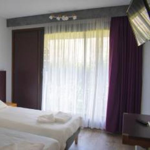 CHAMBRE 4 personnes - Chambres communicantes CH2 + CH2