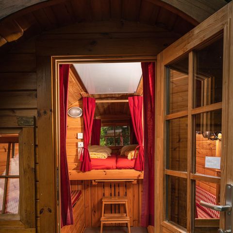 Hébergement 4 personnes - Baril de camping Finkota